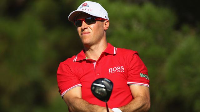 Ben Crane penalized eight strokes for stickers on clubs