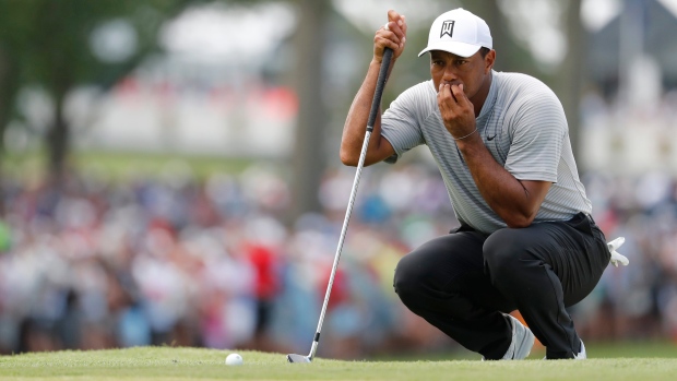 Putting with the flagstick in or out – Should they at Augusta?